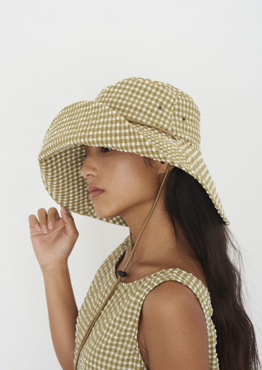 【美品】TAARA Garden Hat タアラ ガーデンハット Wine Taara Clothing Garden Hat | Garmentory