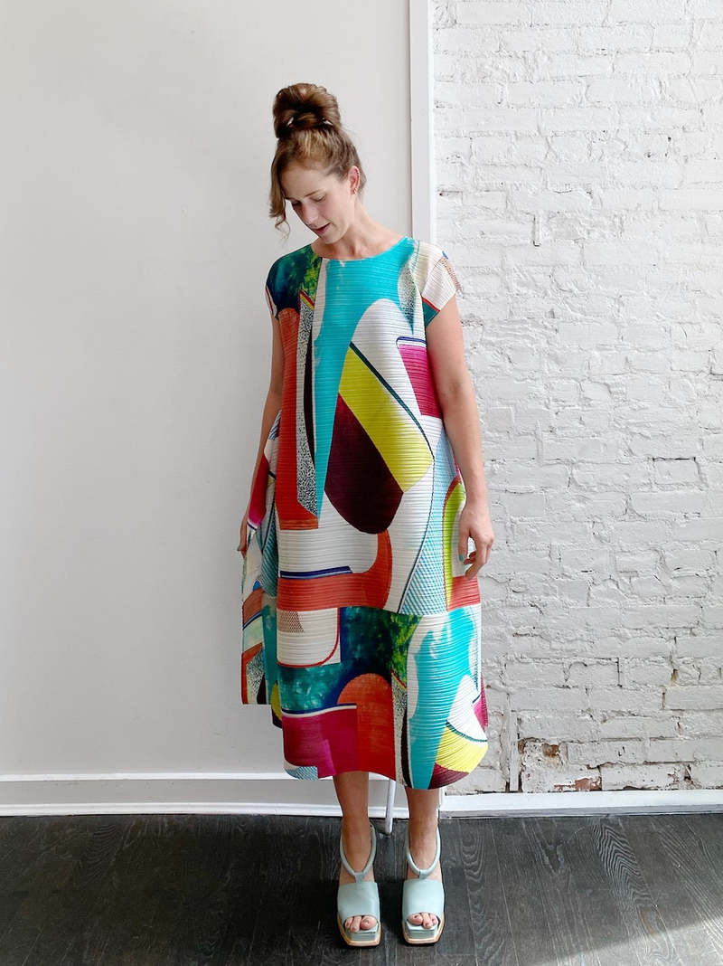 PLEATS PLEASE ISSEY MIYAKE PINWHEEL