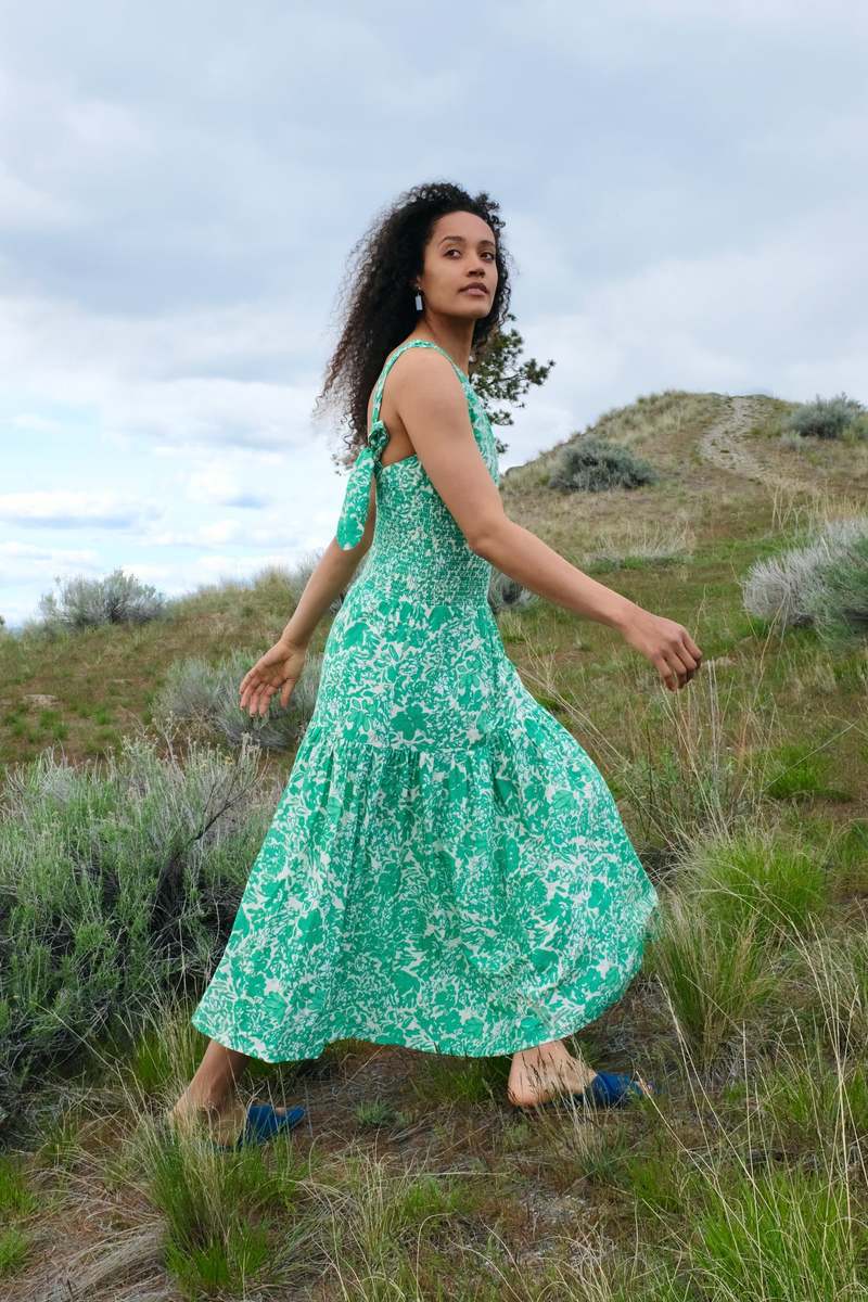 peony sunday holiday midi dress Peony Women's Shirred Midi Dress – Saint Bernard main image 0