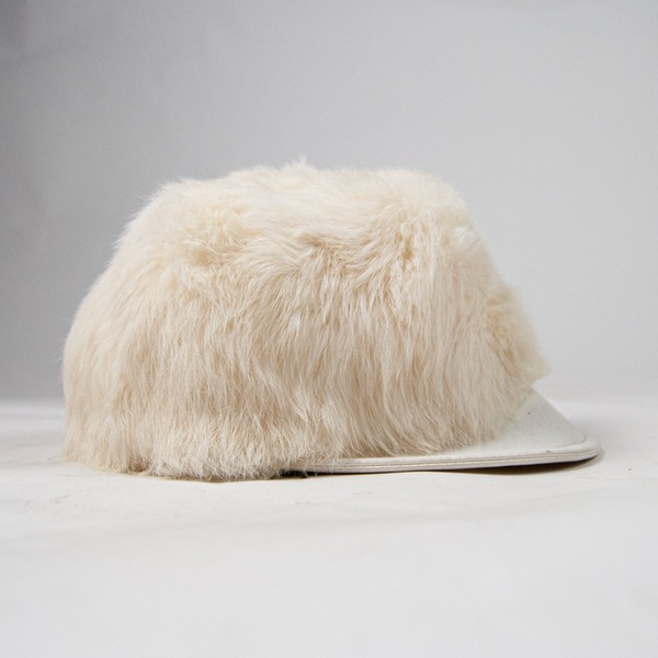 y2k angora fur newsboy cap | Garmentory display picture 3