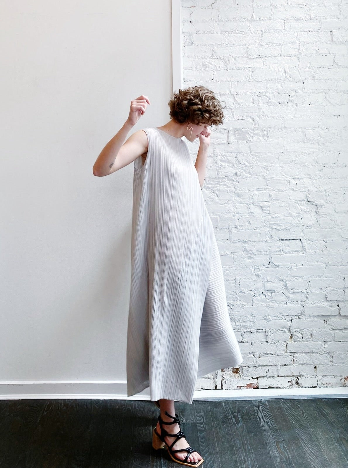 23aw ISSEYMIYAKE pleats anomaly 変形 dress 23aw ISSEYMIYAKE pleats