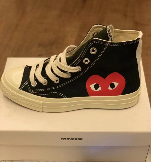 Comme des garcons converse shop size 6 womens kimono