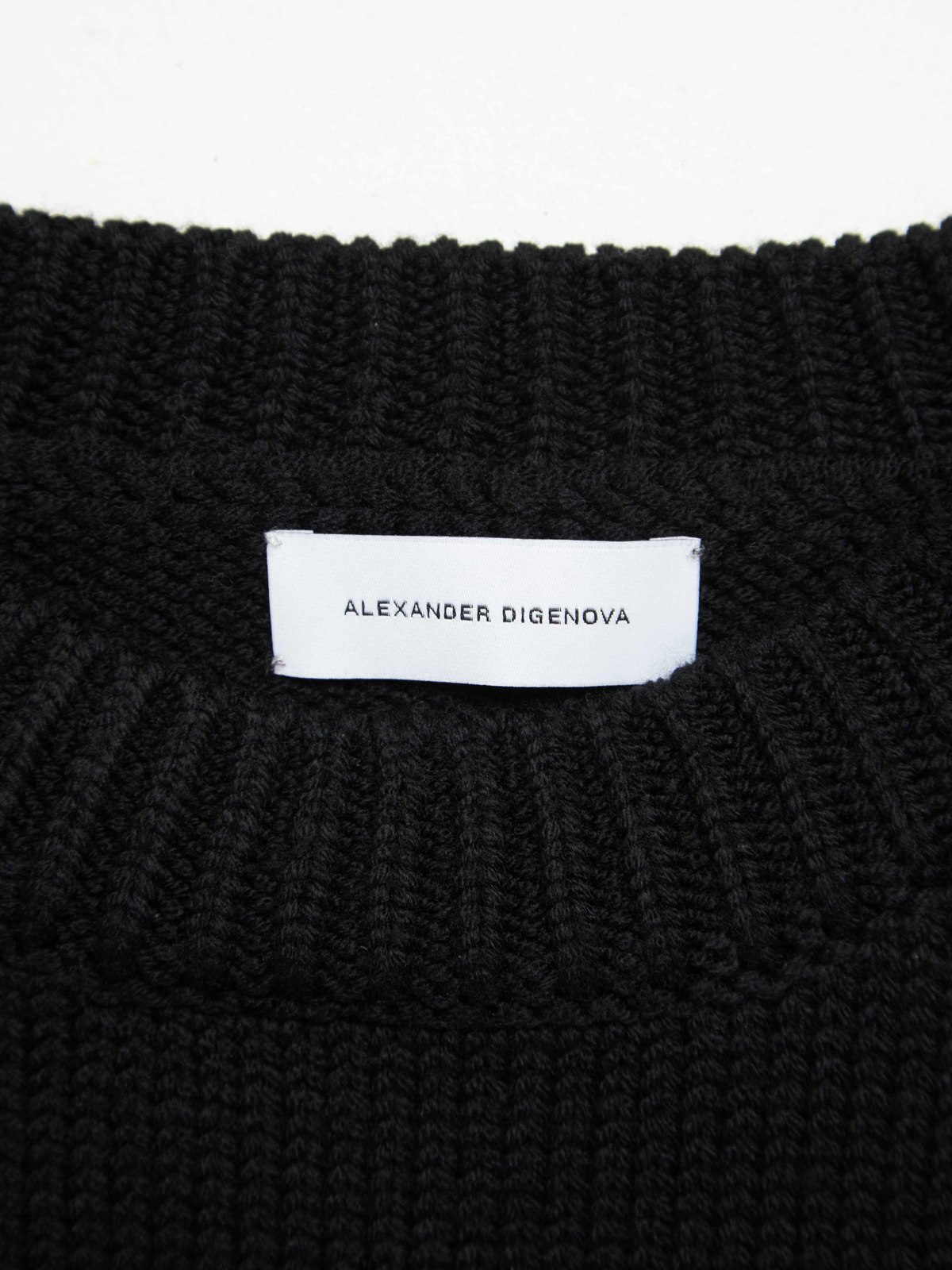 Alexander Digenova Botox Printed Woolen Sweater - Black/Pink 