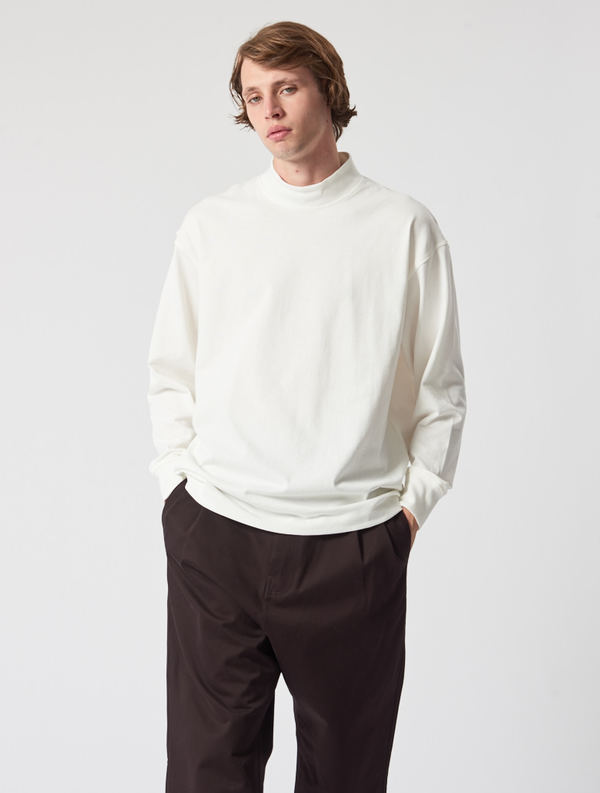 high collar tee