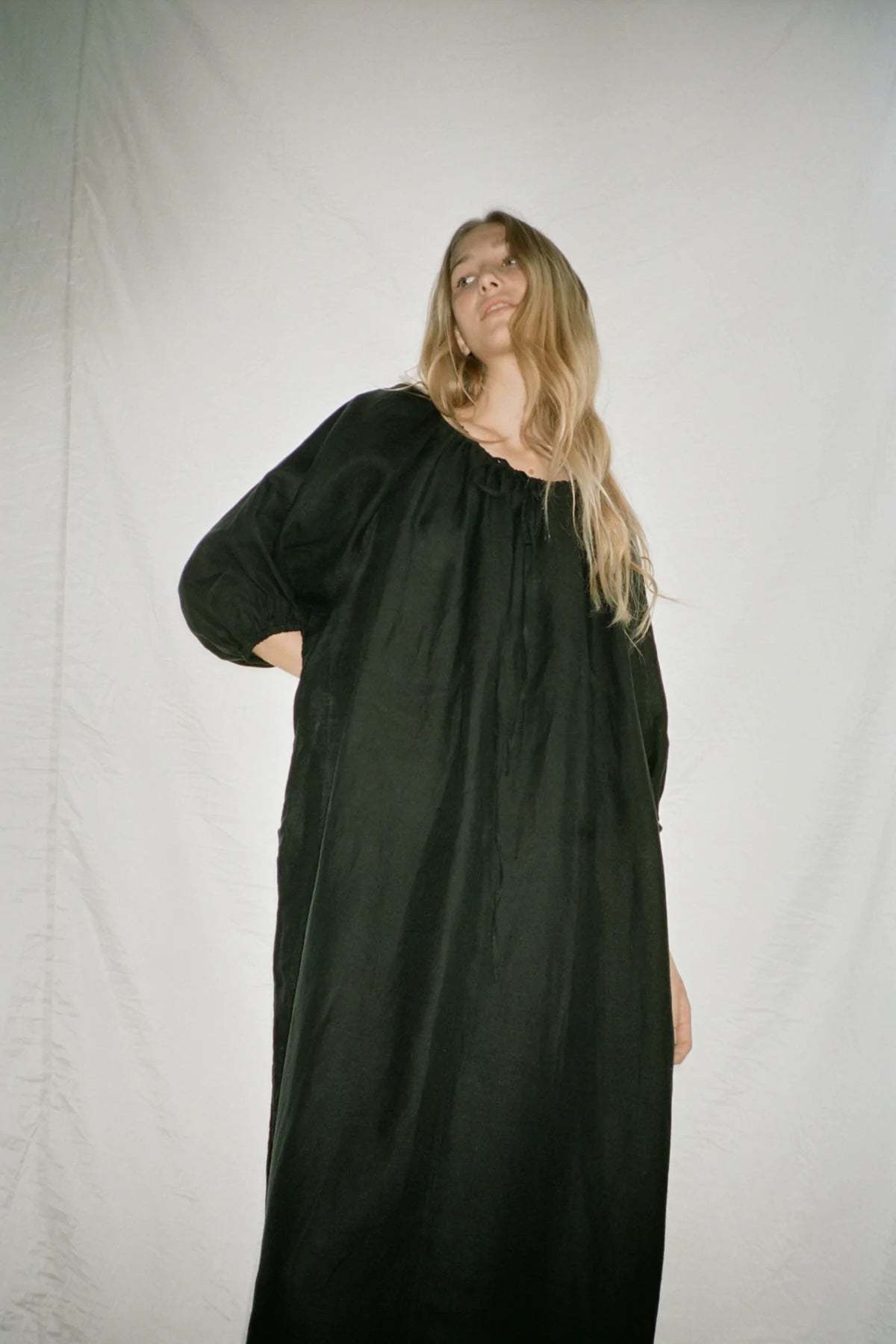 Deiji Studios The Blousy Linen Dress - Deep Black | Garmentory