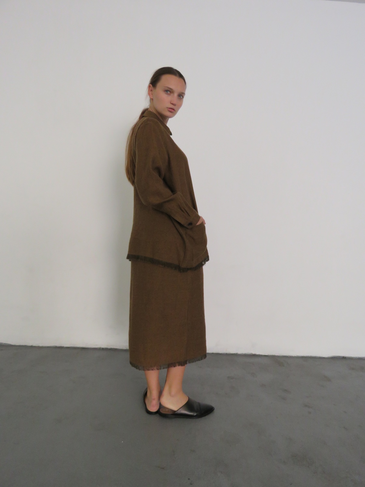 SAMUJI HEMI SKIRT - BROWN   - Image 3 of 4