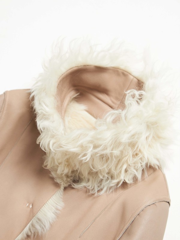 Miu Miu W Reversible Shearling Coat - ivory | Garmentory