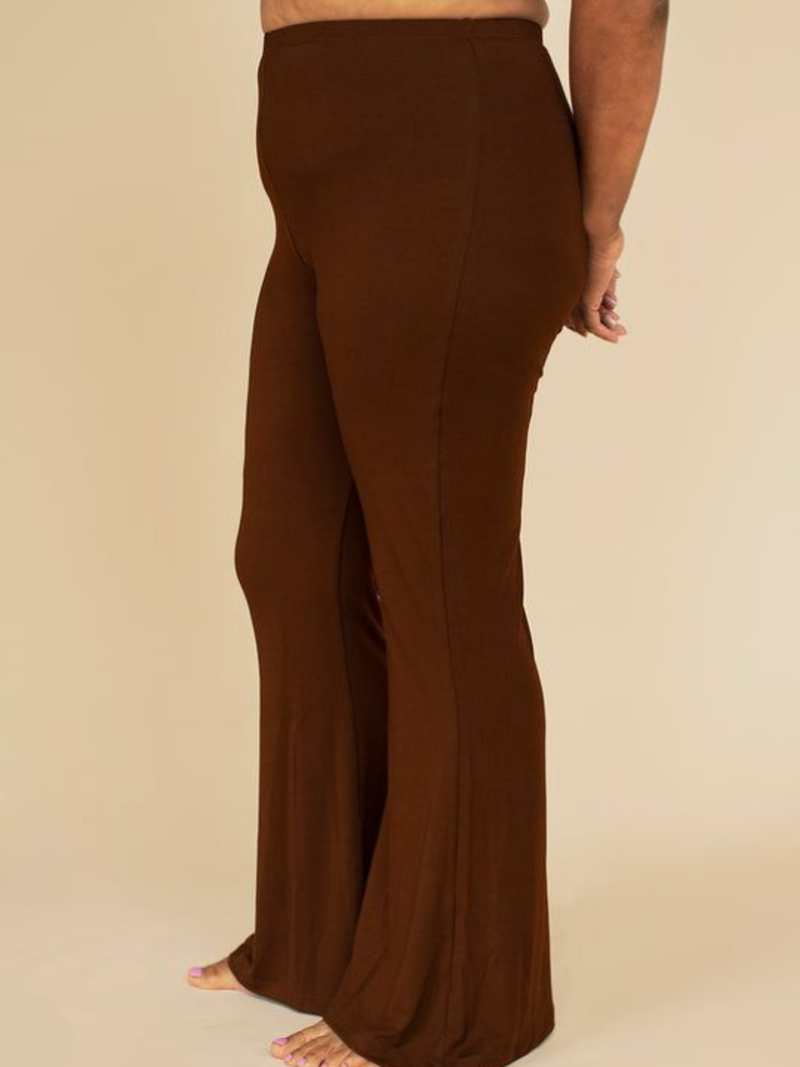 パンツ FRANKIES BIKINIS Women Flare Pants 40137RK CARAM BROWN PRE-ORDER | Frankie Flares | HARA the label | Garmentory