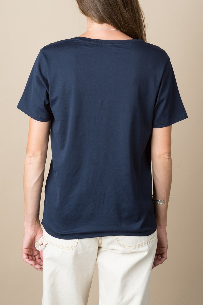 Handvaerk V Neck Tee In Dark Navy