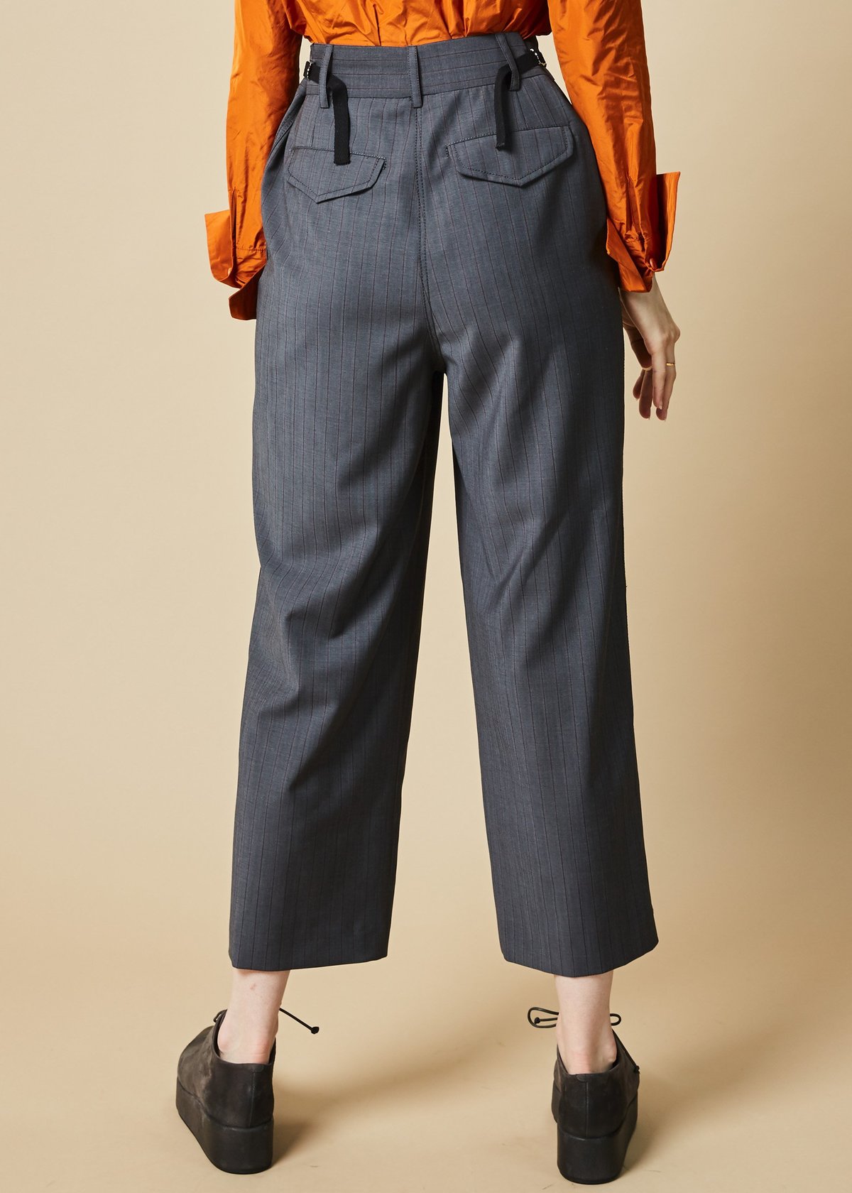 Ter et Bantine Cropped Pinstripe Cinch Pant - GREY/RED - Image 4 of 4