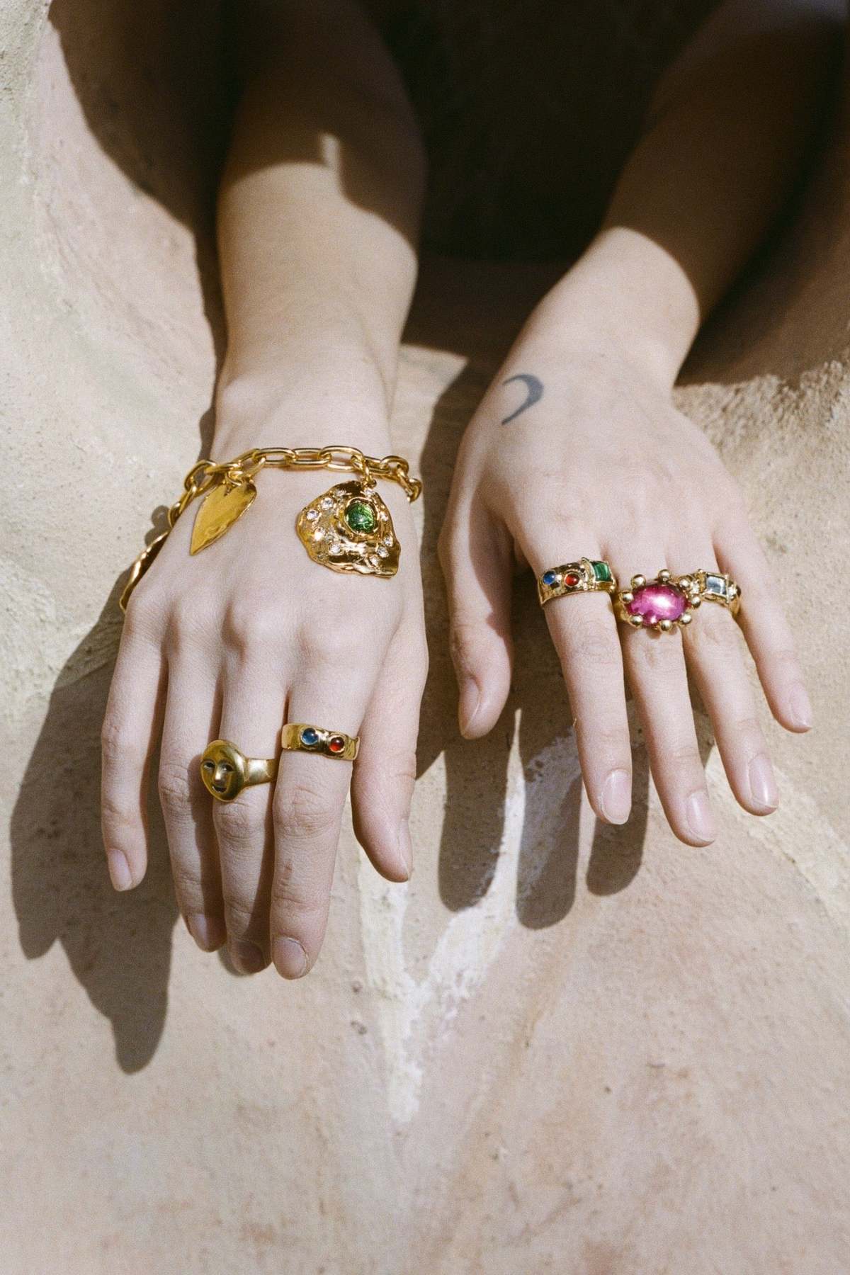 Mondo Mondo SUEDE GLASS RING - GREEN/BLUE/RED | Garmentory