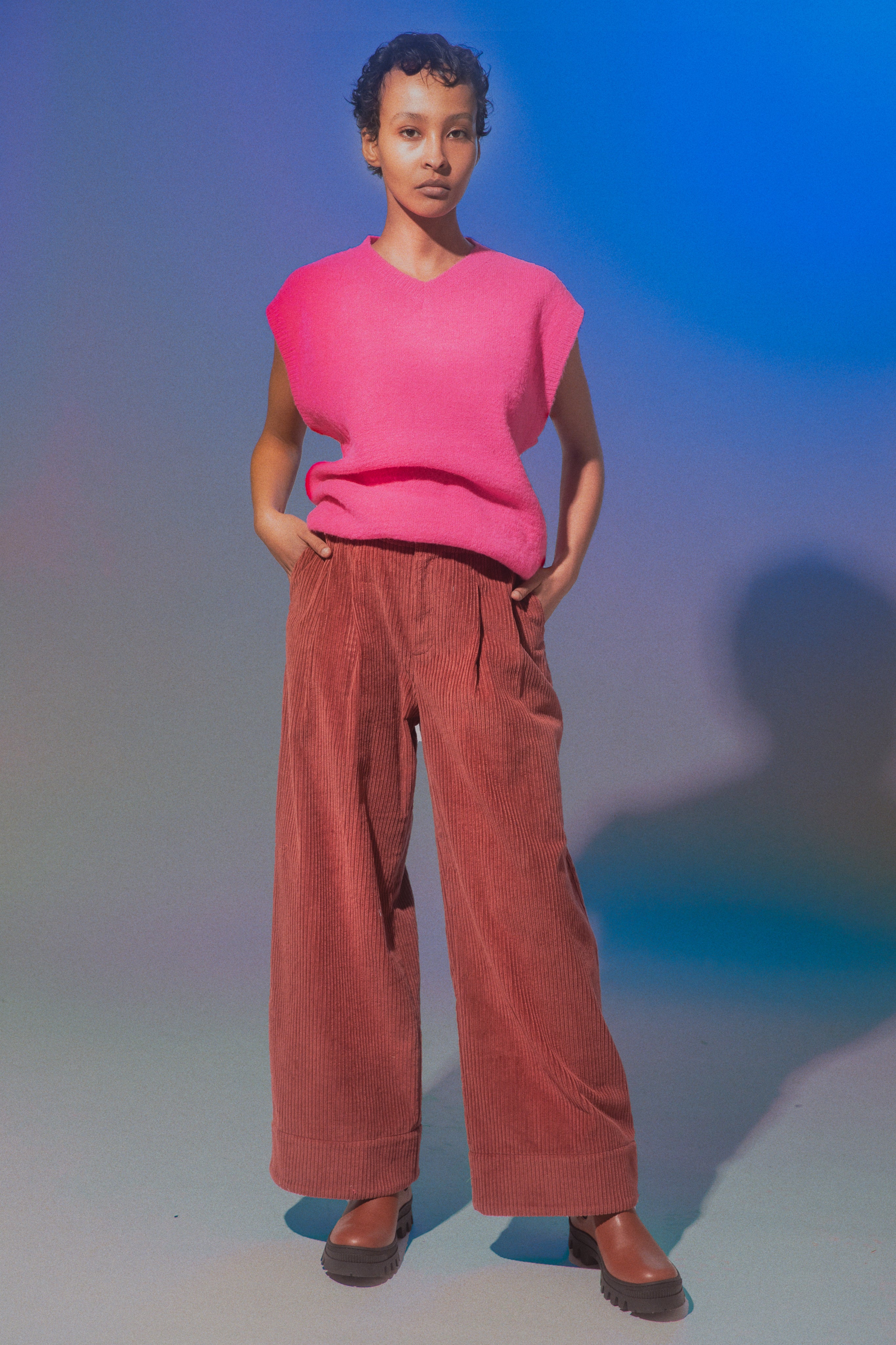 Nomia Cropped V Neck Sweater Vest 