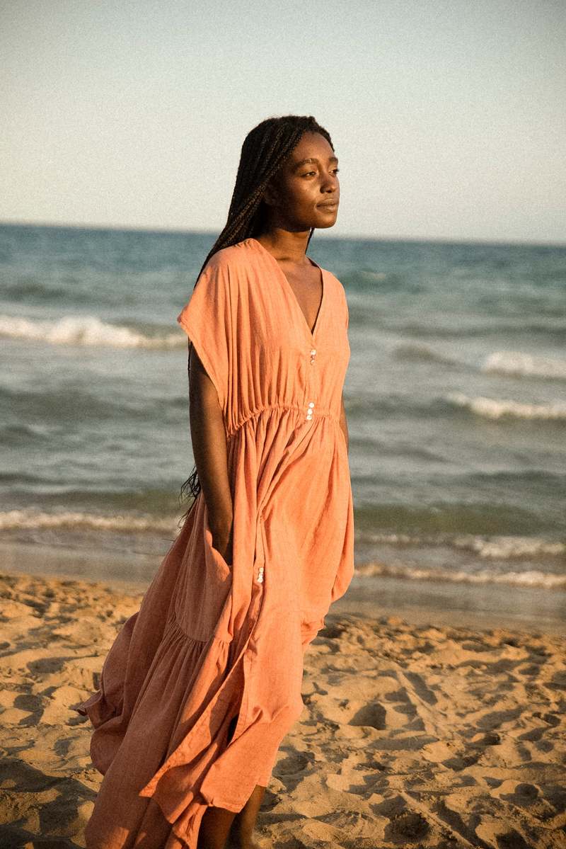 aretha orange dress Aretha Franklin Orange