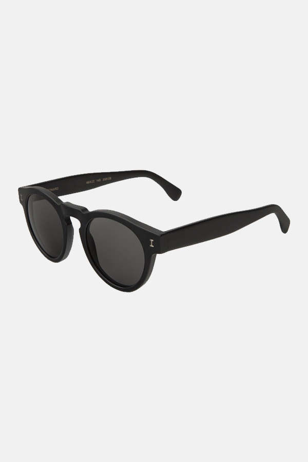 Illesteva Leonard Sunglasses - Matte Black/Grey | Garmentory display picture 1