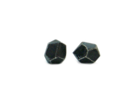 Maple & Mauve Ceramic Facets Studs Maple & Mauve Ceramic Facets Studs