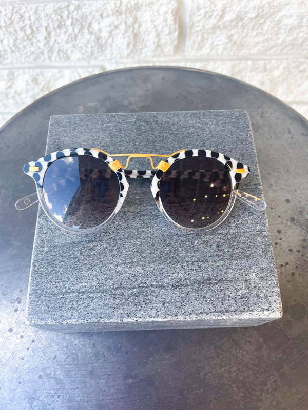 KREWE St. Louis Sunglasses with Black/White Patterned Frame Krewe St Louis Matte Oyster To Crystal Mirror Polarized main image 4