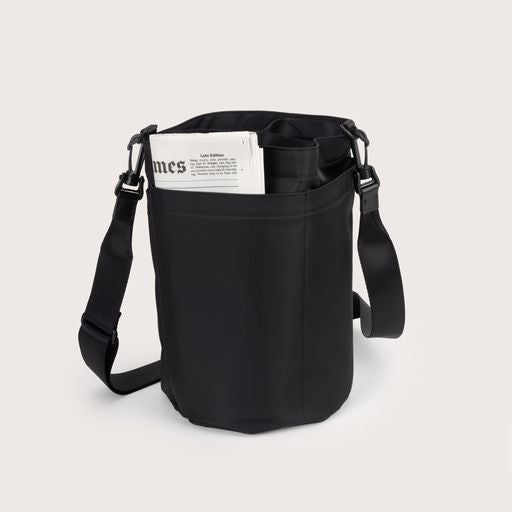 Bags in Progress Circle Shoulder Bag Black Garmentory