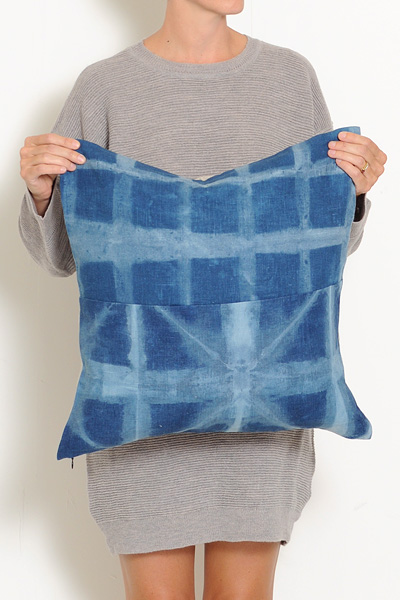 Mineral Workshop Rustic Indigo Pillow Mineral Workshop Rustic Indigo Pillow