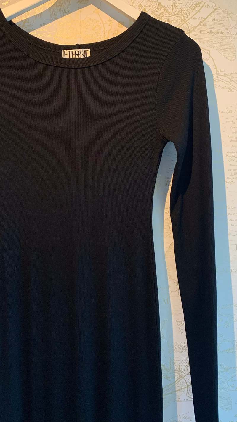 ワンピース ETERNE FW25 LONG SLEEGE CREW NECK MAXI DRESS (CB021 BLK) LONG SLEEVE CREWNECK MAXI DRESS – ÉTERNE