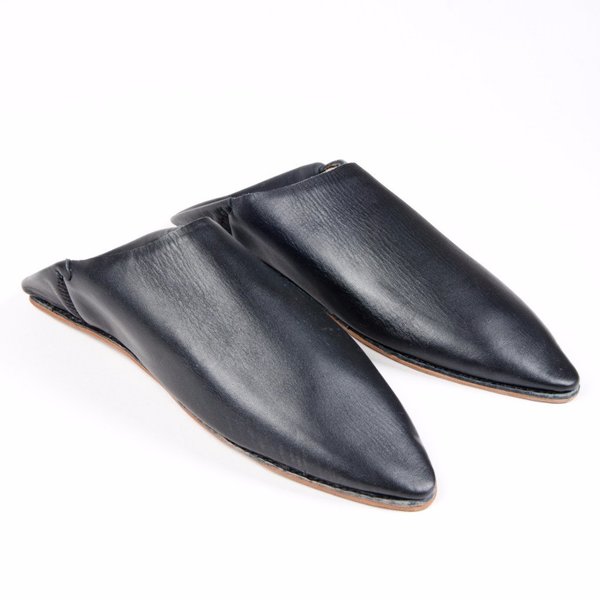 TWENTY ONE TONNES Black Babouche Slippers