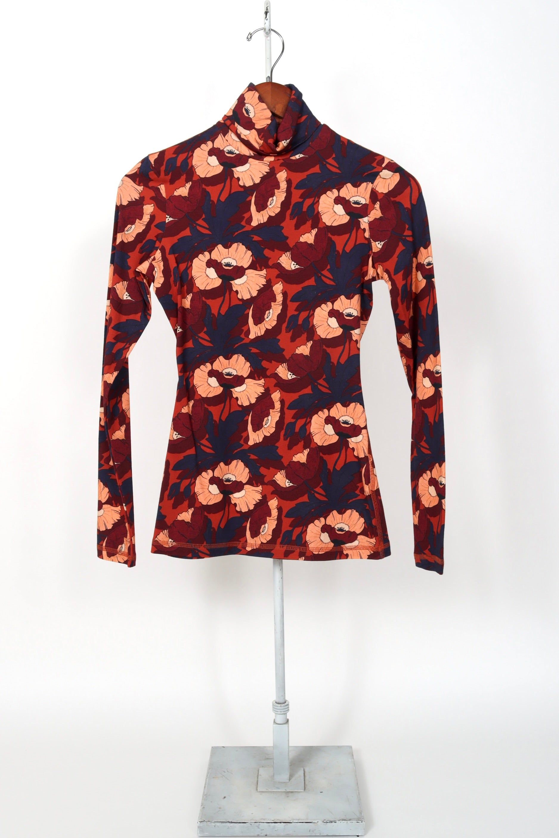 Smythe Turtleneck - Garnet Poppy 