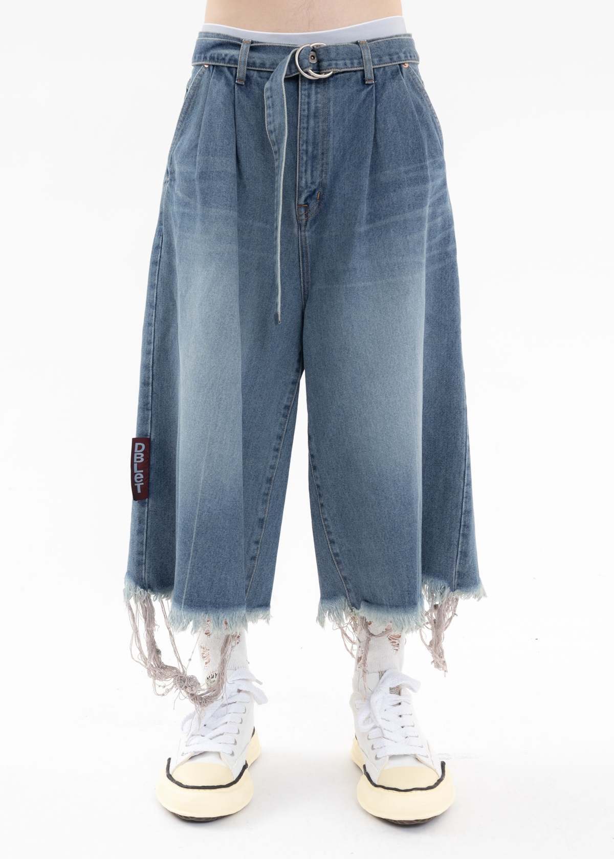 パンツ doublet RECYCLE DENIM CUT-OFF WIDE PANTS Doublet Recycle Denim Cut-off Wide Pants - Indigo | Garmentory