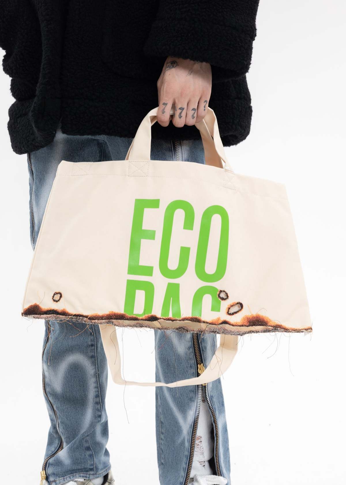 Doublet BURNING EMBROIDERY ECO BAG - Ivory | Garmentory