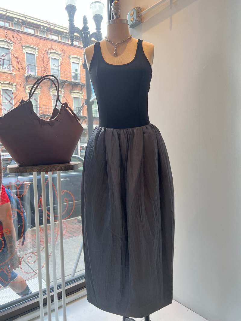 AMOMENTO Sheer Padded Round Skirt - Charcoal | Garmentory
