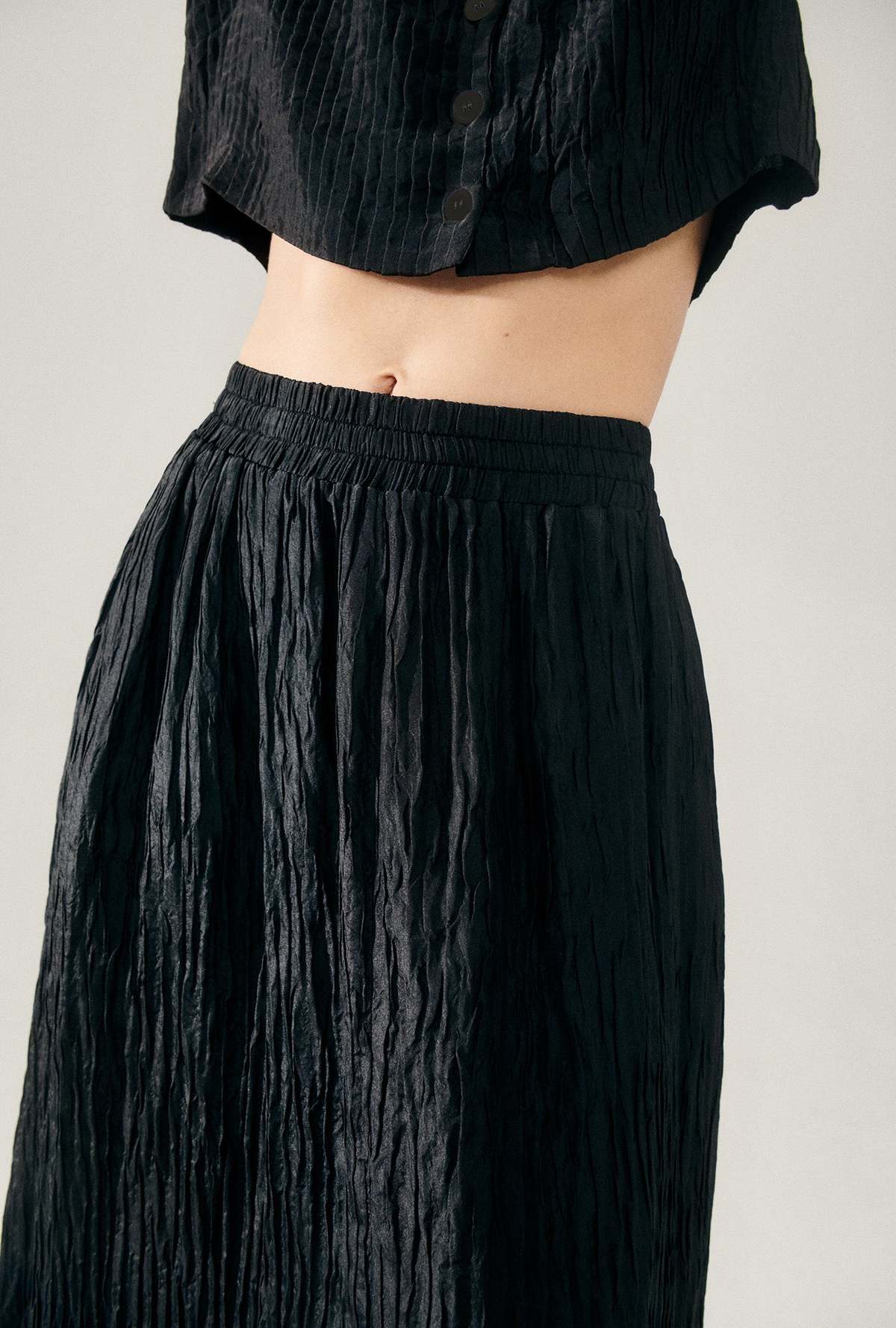 [Margesherwood ] / ☆ CRINKLED SATIN SKIRT/ black Crinkle Skirt – Black – Women – ARKET NO