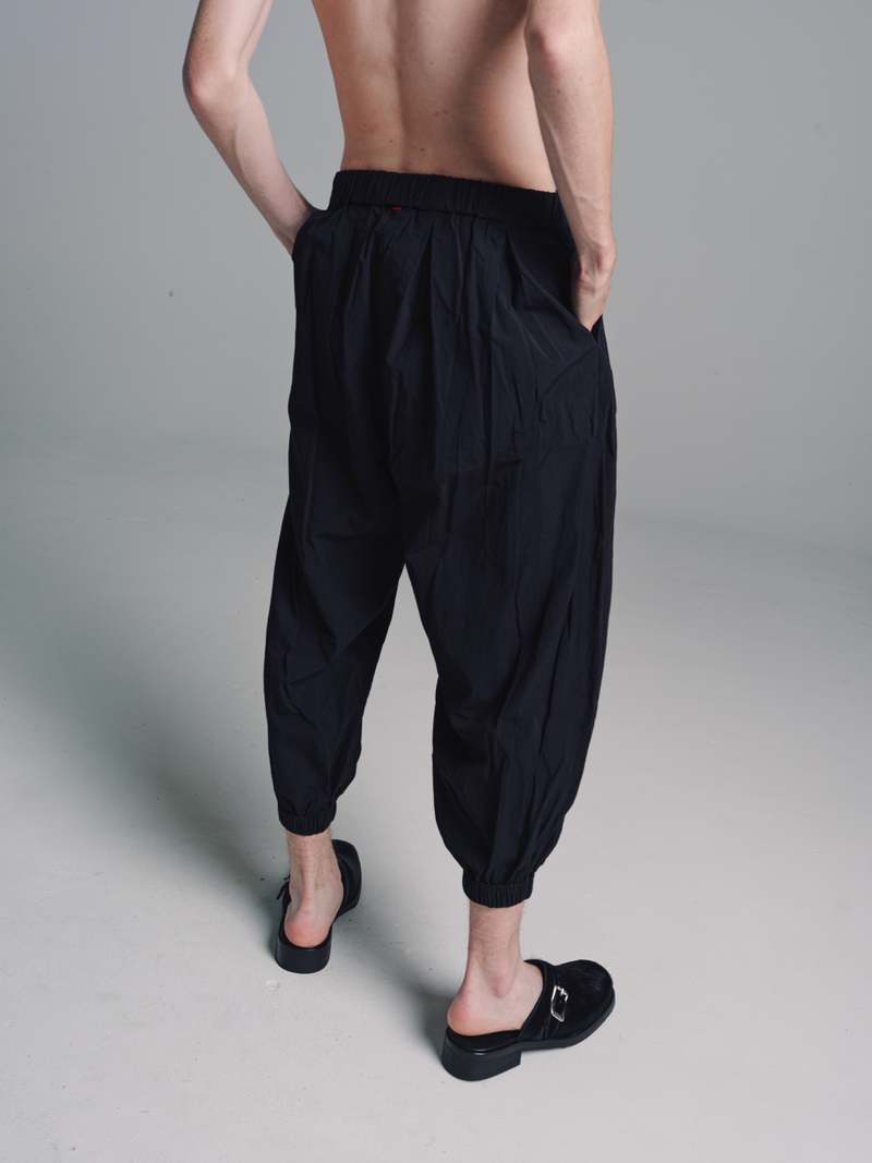 casey casey × arts&science pajama pants Casey Casey Paper Cotton Deep Plis Pant - Black | Garmentory