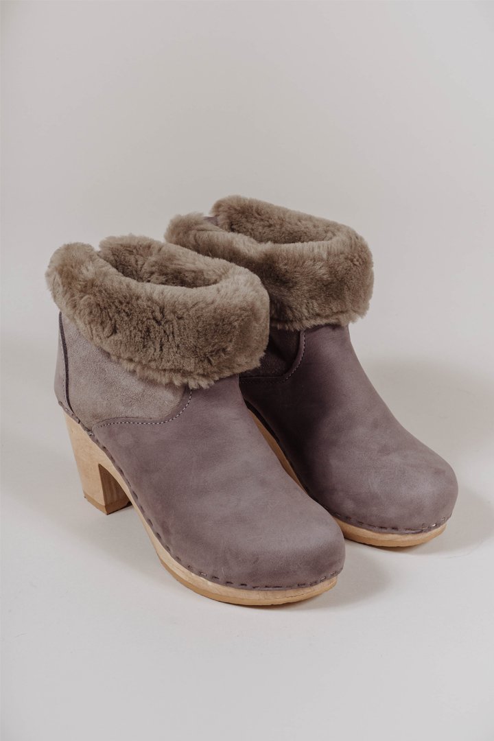 slip on shearling boots