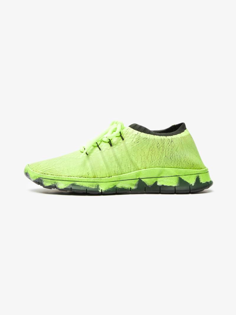 Maison Margiela スニーカー 黄緑 2007424M0257 Pre-Loved] Maison Margiela M Crackled Painted Sneakers