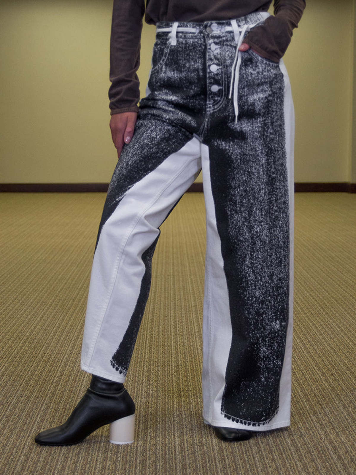 【関税＆送料込み】Maison Margiela Wide Pants In And MM6 Maison Margiela Cotton Gabardine Foldover Wide-Leg Pants