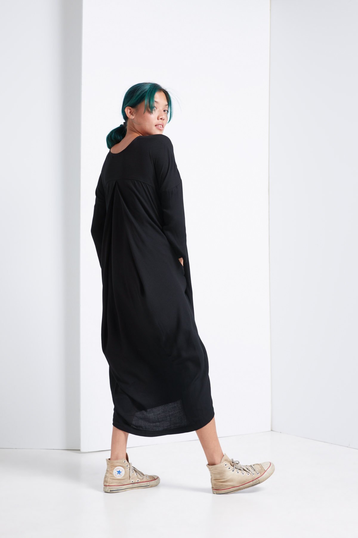 black crane pleated cocoon dress Black Crane Pleated Cocoon Dress - Cream