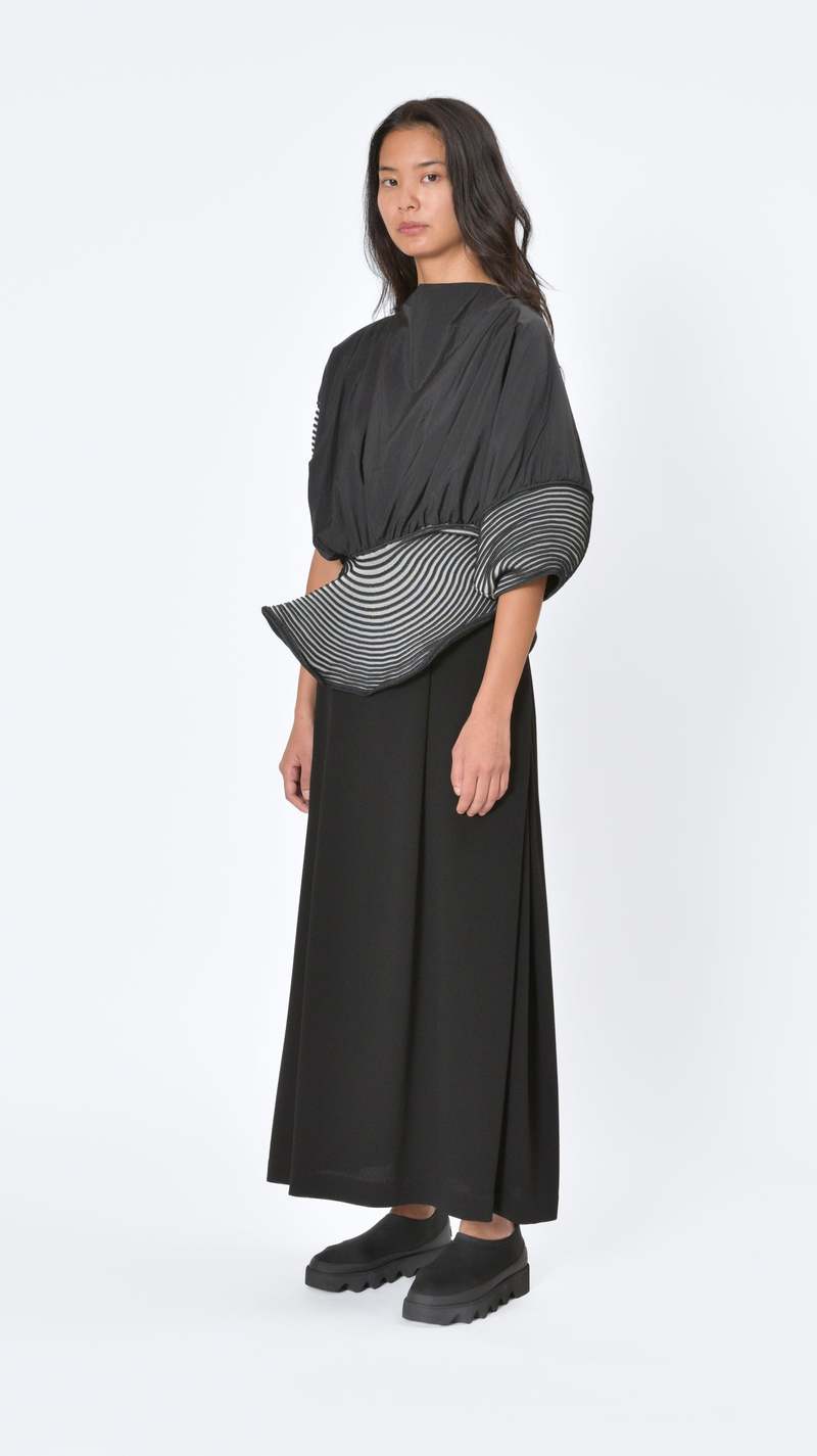 Issey Miyake Winding Solid Top - Black | Garmentory
