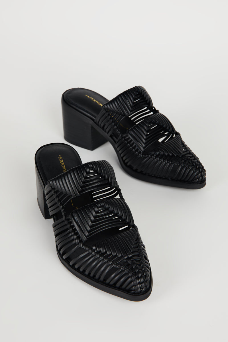 INTENTIONALLY Calista Mule Black Garmentory
