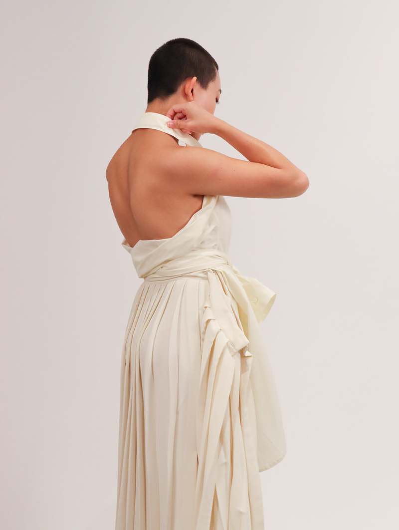 【Maison Margiela】 Drapedミディスカート Maison Margiela Pleated Side Drape Midi Skirt in - Off White