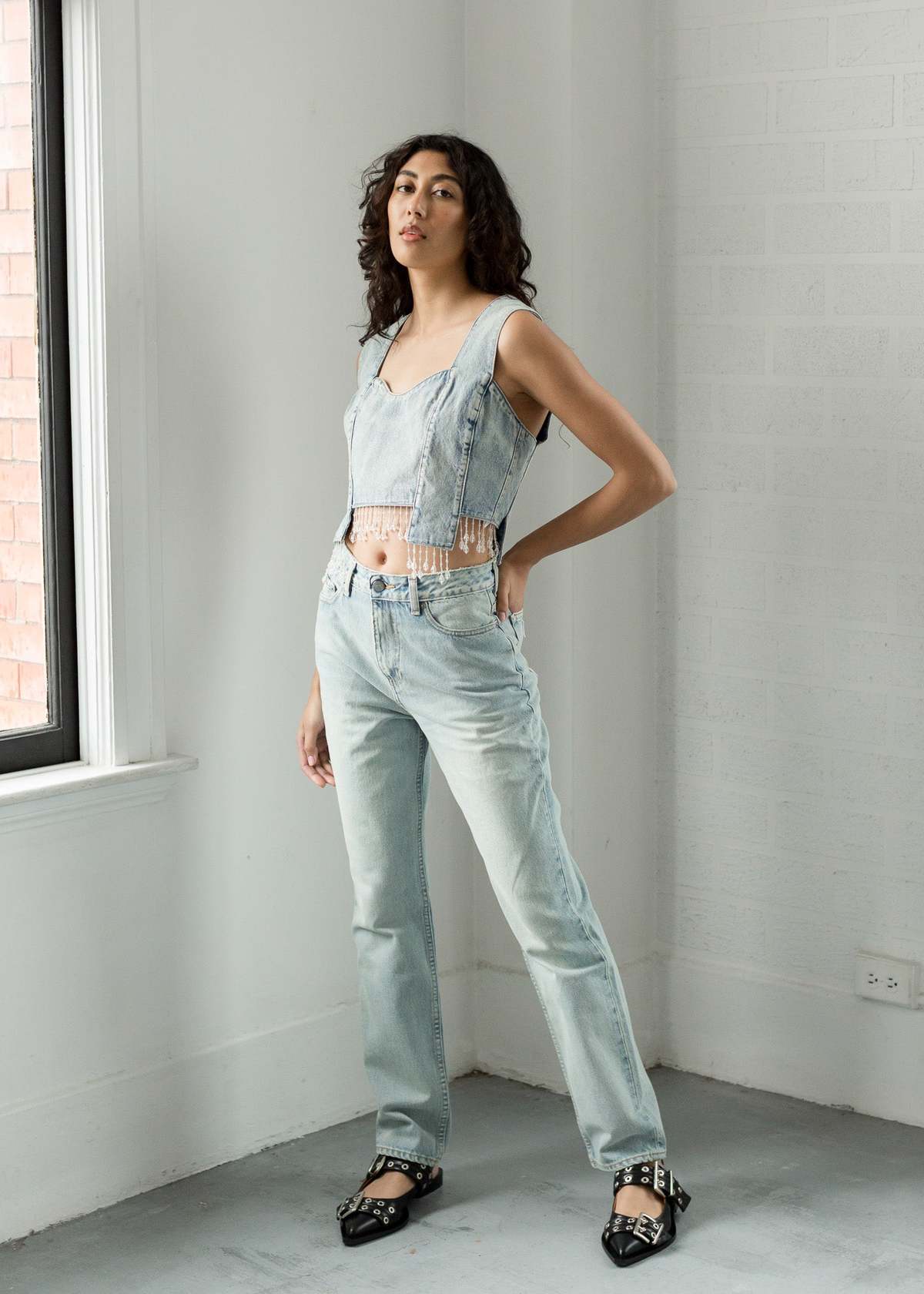 GANNI Swigy ジーンズ Ganni Cutline Denim Swigy - Mid Blue Stone – Sloane Boutique