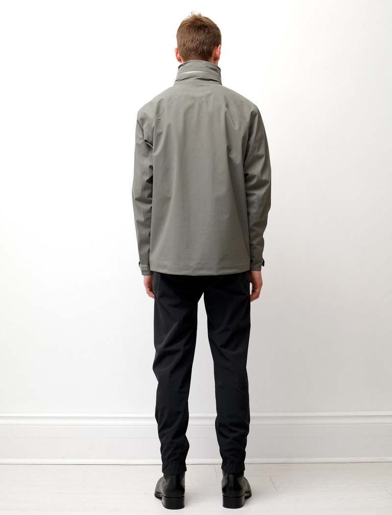 Veilance Mens Secant Heavyweight Track Pant - Black | Garmentory 