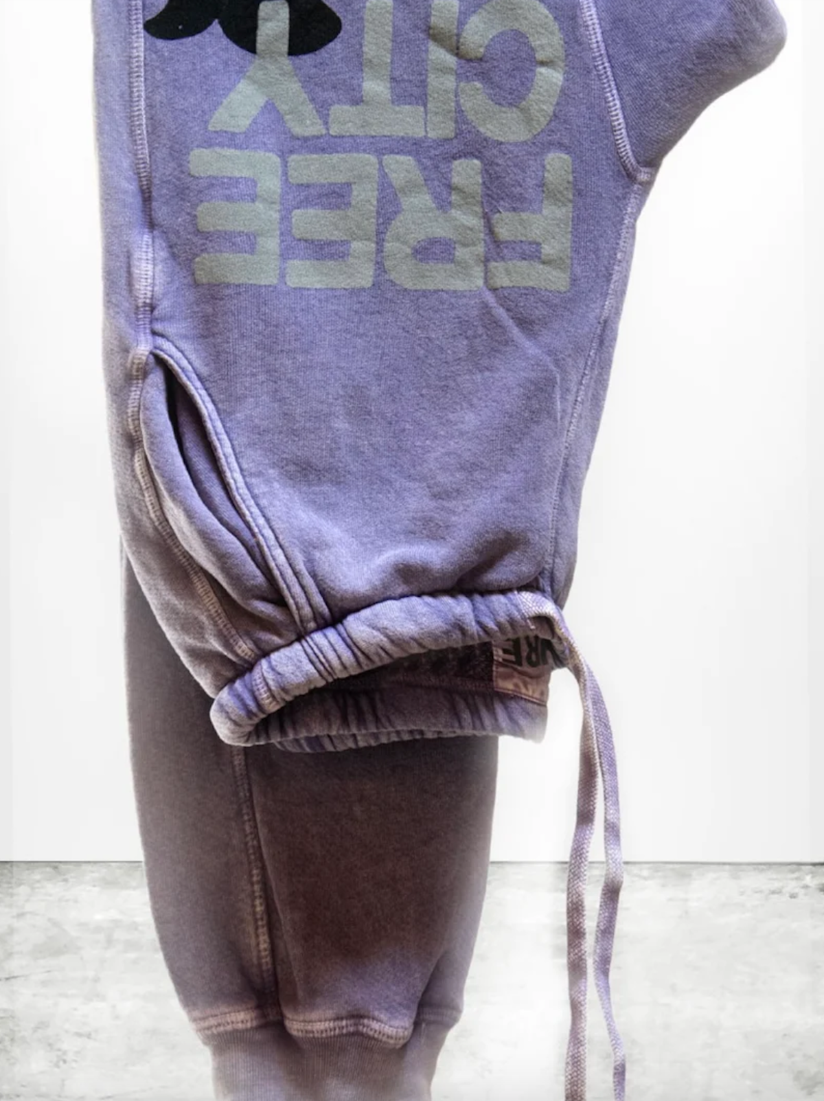 Free City Superfluff Lux Vintagebath Pocket Sweat - Image 1 of 6