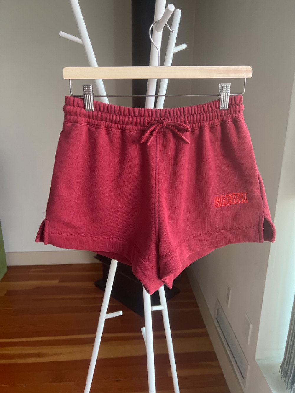 【関税&送料込】Ganni Sweat Shorts. Ganni Software 7 sweat shorts | Garmentory