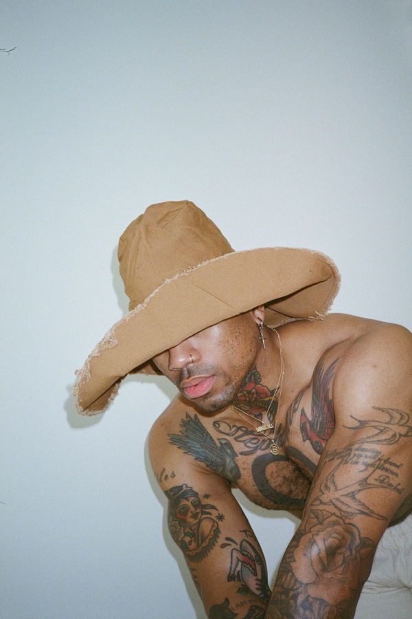 Ashley Rowe Xl Bucket Hat - Brown