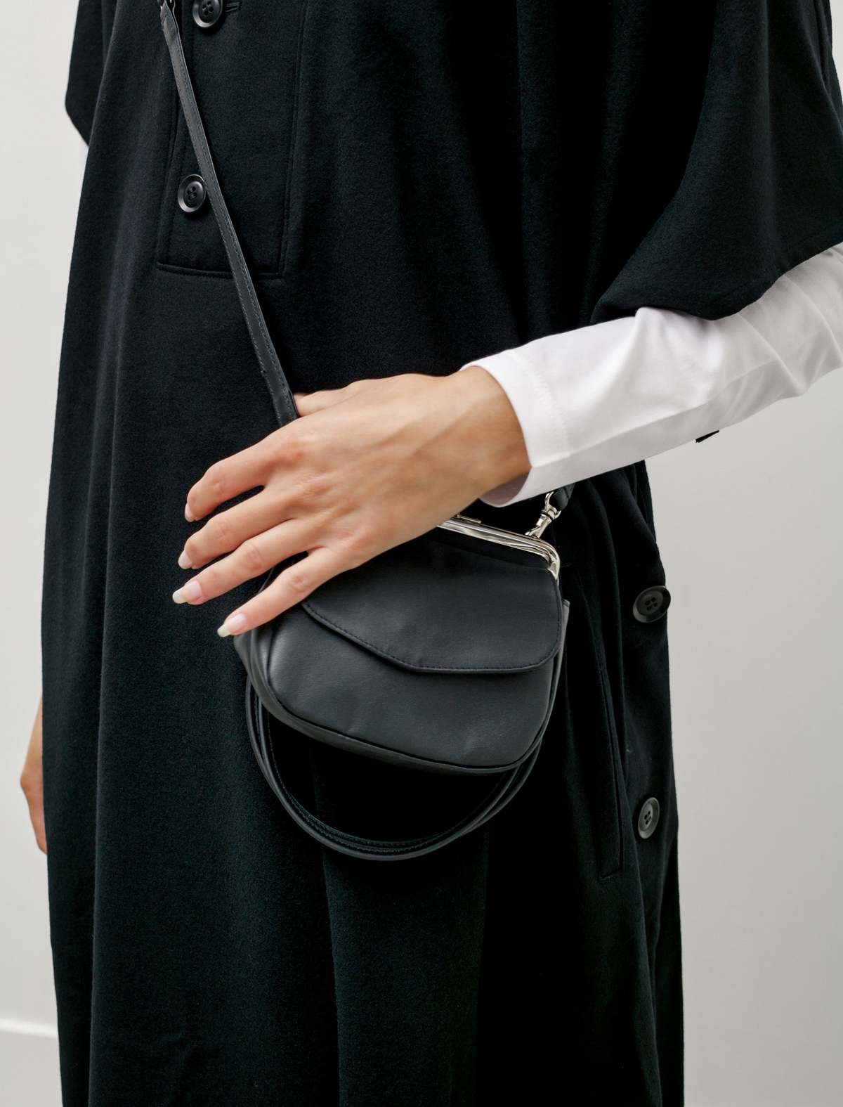 HIGH-GLOSS LEATHER LONG CLASP PURSE(FREE SIZE Black): Y's｜THE SHOP YOHJI  YAMAMOTO