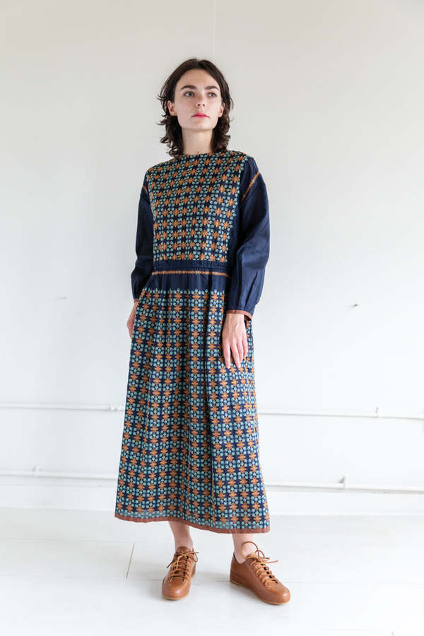EMBROIDERY DRESS