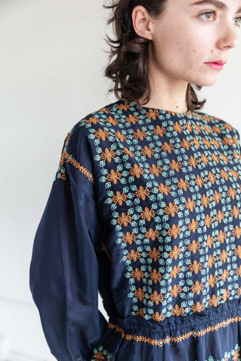 EMBROIDERY DRESS