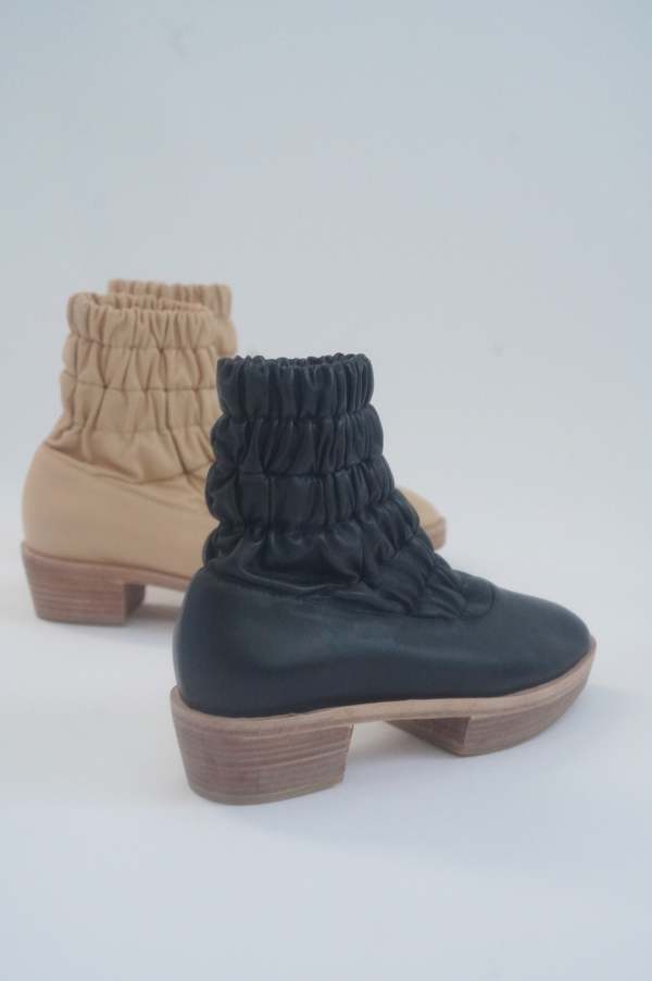 Beklina Aya Gathered Platform Boot - Black