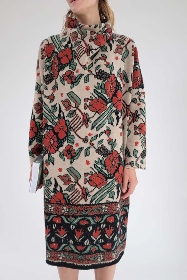 Anntian Jaquard Carpet Knit Sweater Dress Prints on Garmentory