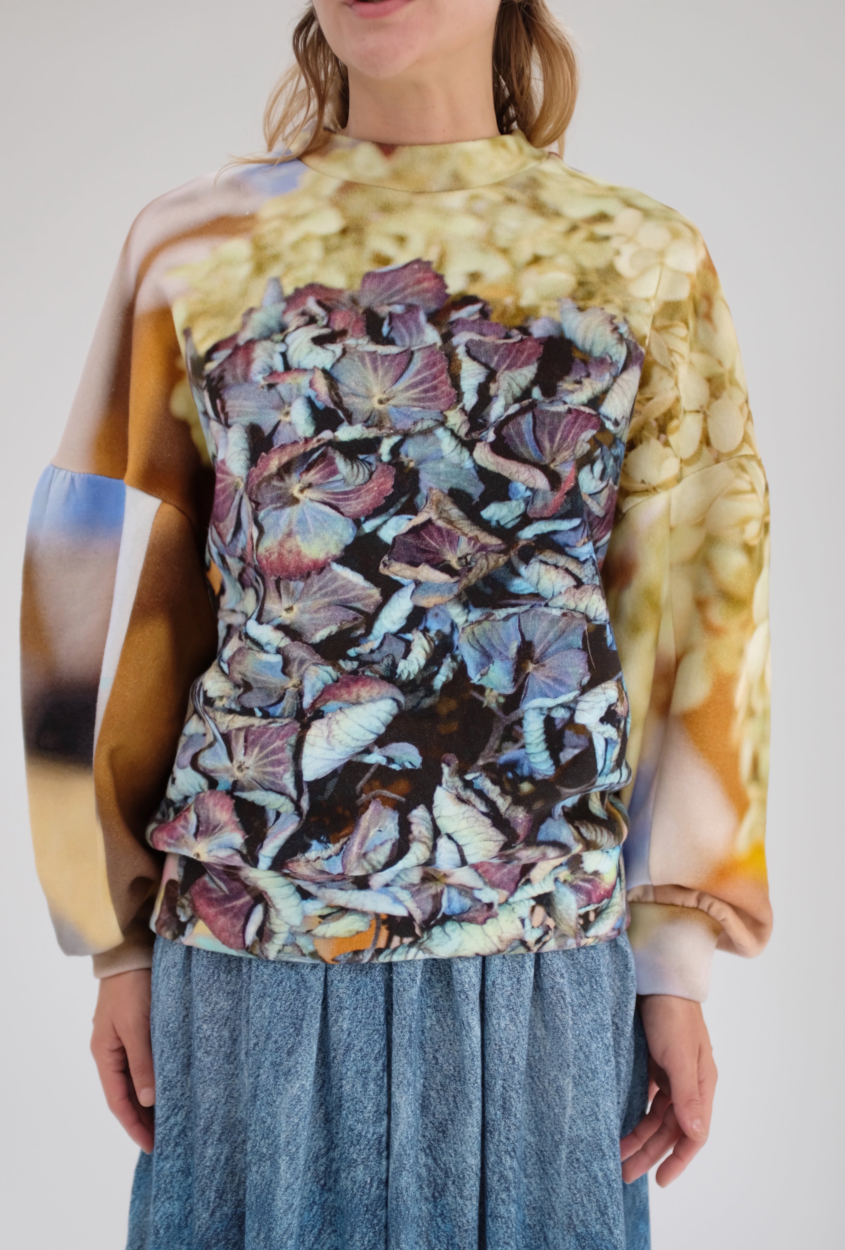 Anntian E Hydrangea Sweatshirt Panel Print Garmentory