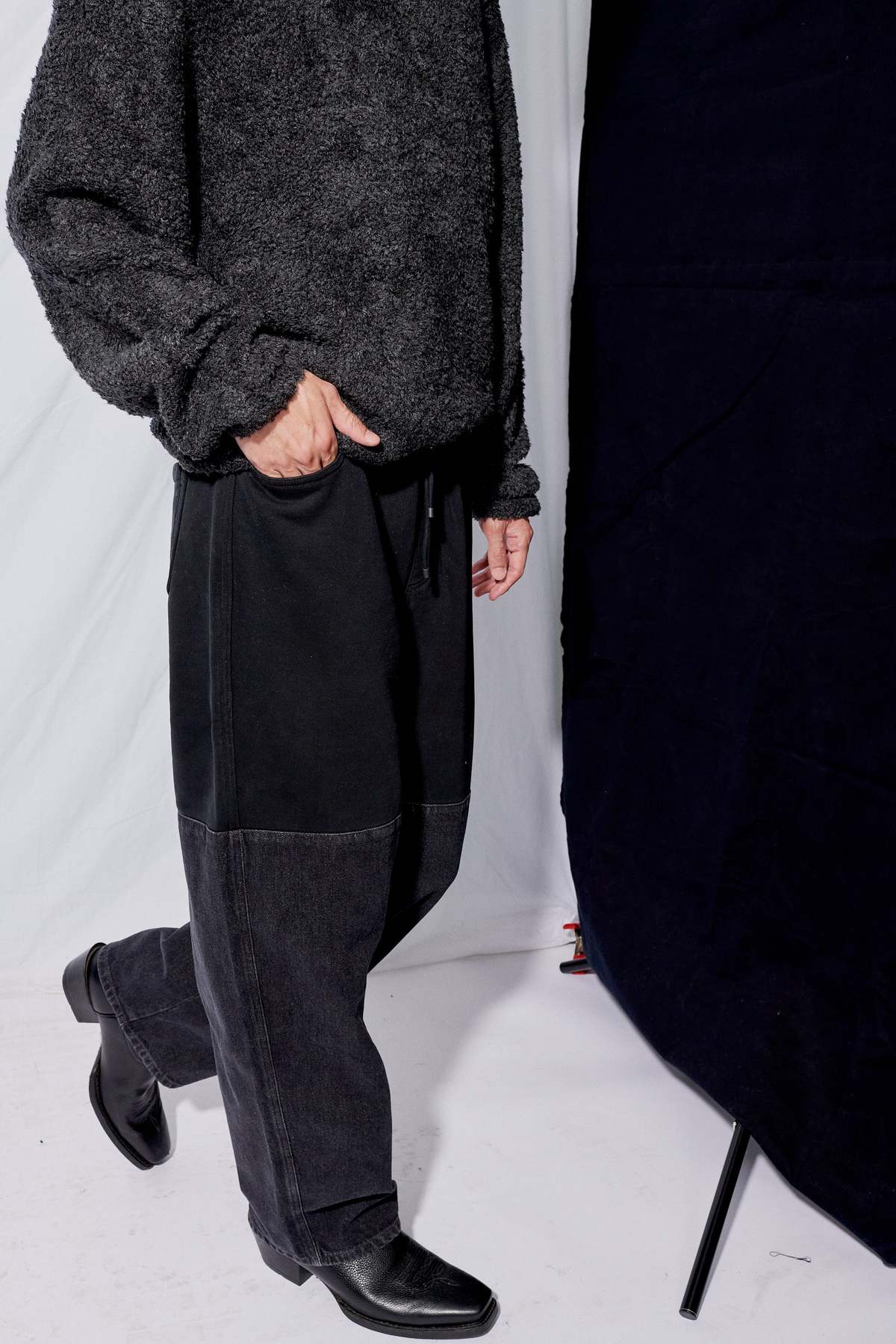 【AMOMENTO】DRAWSTRING DENIM PANTS AMOMENTO Drawstring Denim Pants - Black | Garmentory