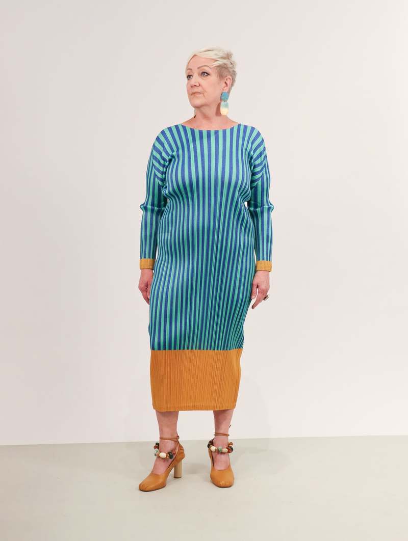 Pleats Please by Issey Miyake Upbeat Dress - Green | Garmentory 